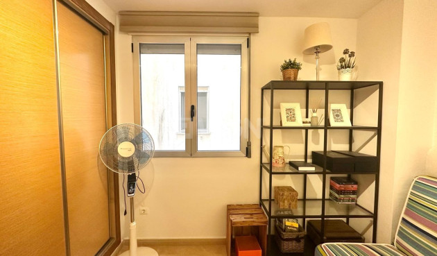 Resale - Apartment / flat - Torrevieja - La Mata