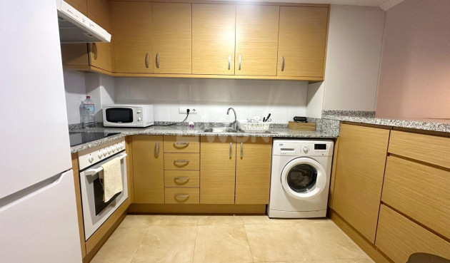 Resale - Apartment / flat - Torrevieja - La Mata