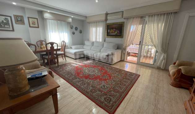 Odsprzedaż - Villa - Guardamar del Segura - Costa Blanca