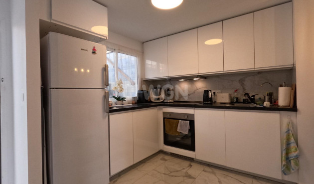 Odsprzedaż - Kamienica - Torrevieja - El Acequión - Los Náufragos