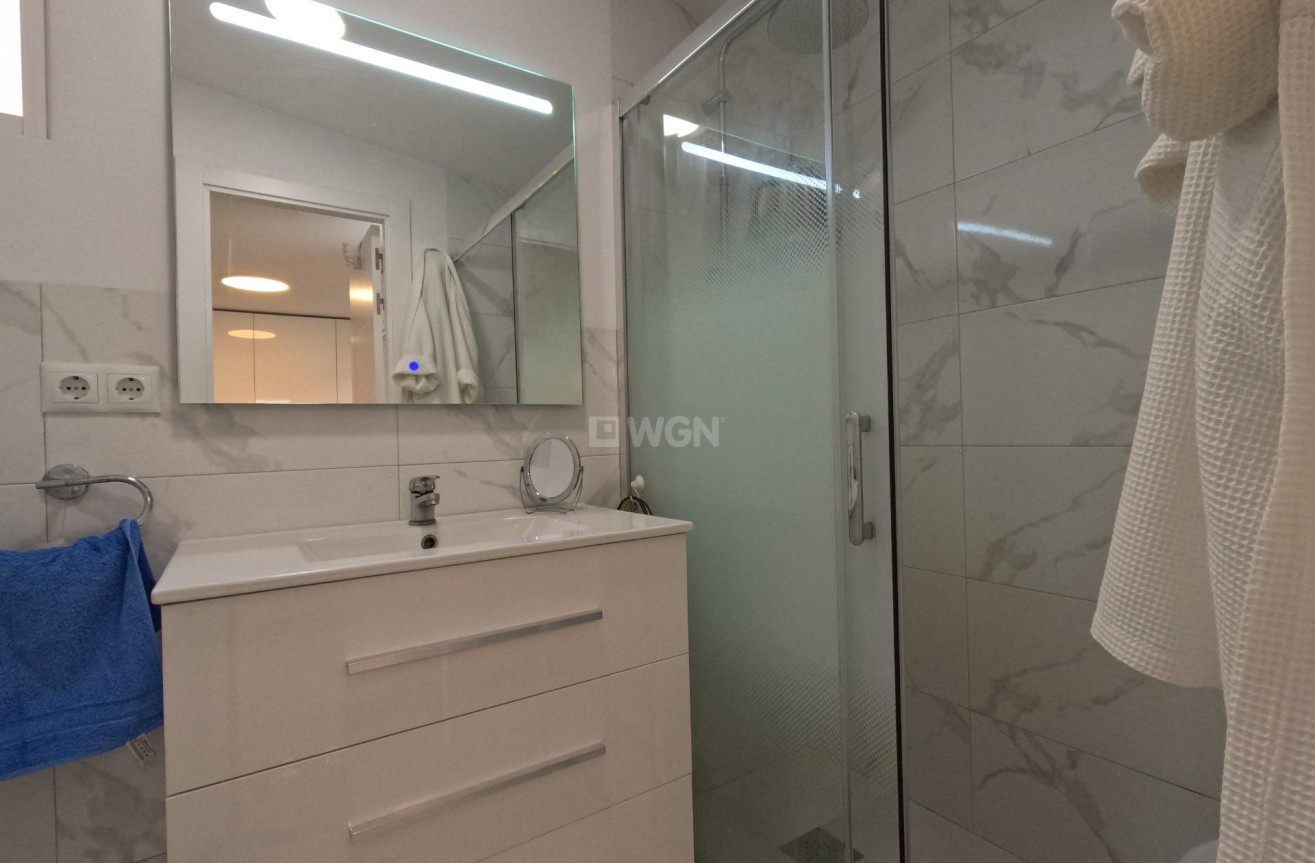 Odsprzedaż - Kamienica - Torrevieja - El Acequión - Los Náufragos