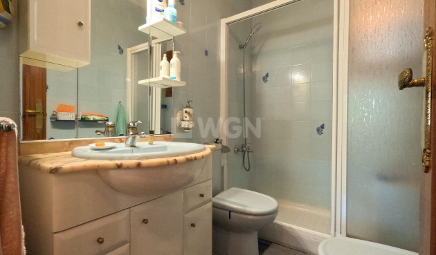 Odsprzedaż - Kamienica - Torrevieja - El Acequión - Los Náufragos