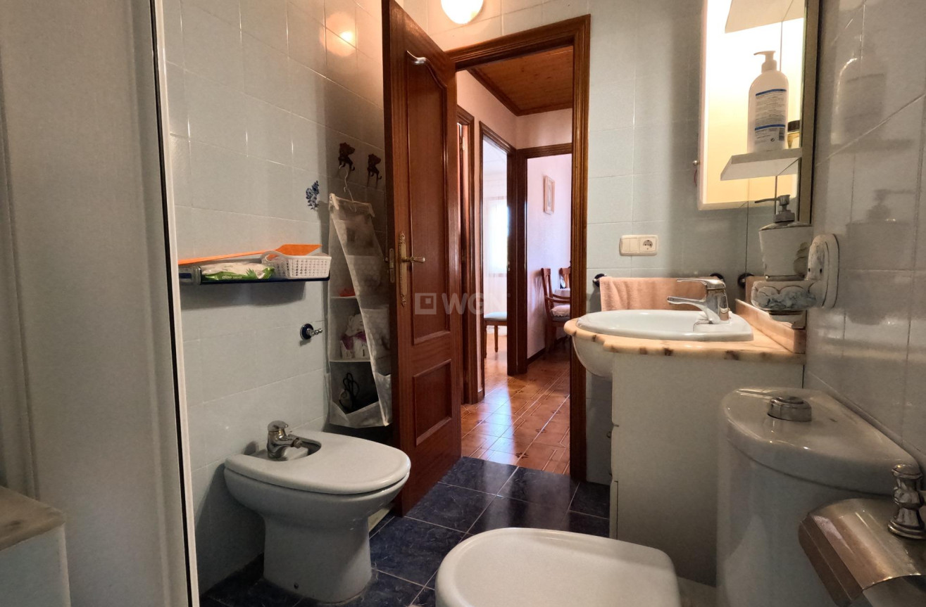 Odsprzedaż - Kamienica - Torrevieja - El Acequión - Los Náufragos