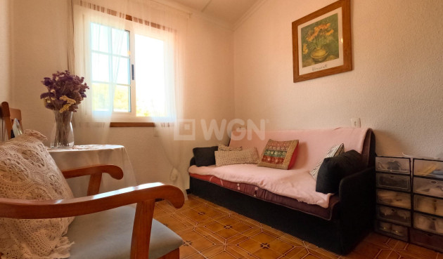 Odsprzedaż - Kamienica - Torrevieja - El Acequión - Los Náufragos