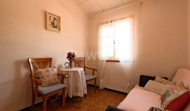 Odsprzedaż - Kamienica - Torrevieja - El Acequión - Los Náufragos