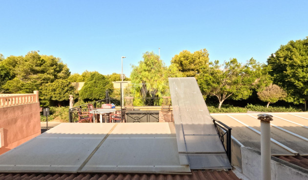 Odsprzedaż - Kamienica - Torrevieja - El Acequión - Los Náufragos