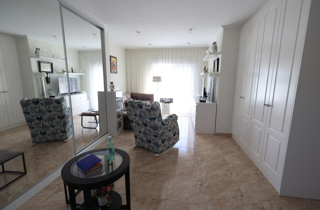 Odsprzedaż - Villa - Torrevieja - Costa Blanca