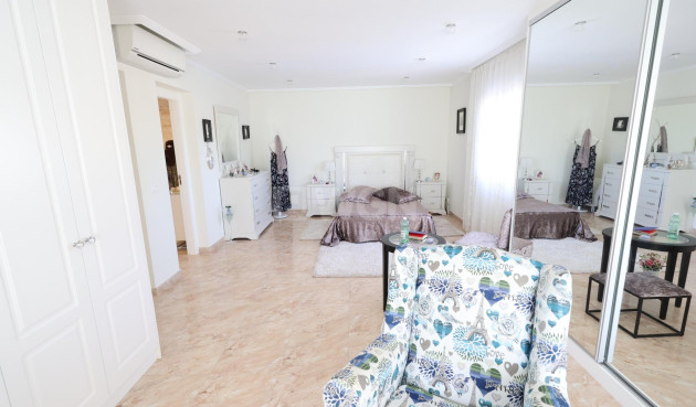 Odsprzedaż - Villa - Torrevieja - Costa Blanca