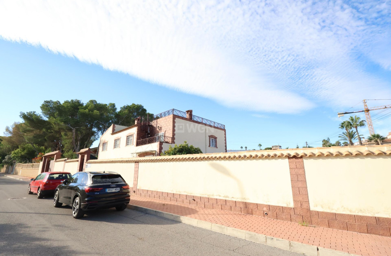 Odsprzedaż - Villa - Torrevieja - Costa Blanca