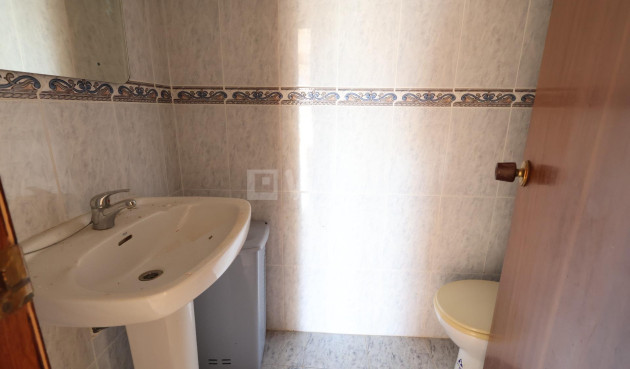 Odsprzedaż - Mieszkanie w bloku - Torrevieja - Costa Blanca