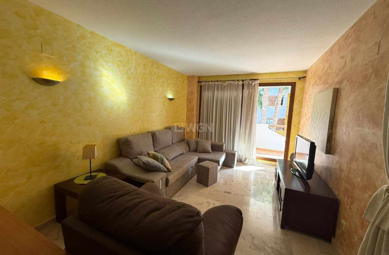 Resale - Apartment / flat - Torrevieja - Punta Prima