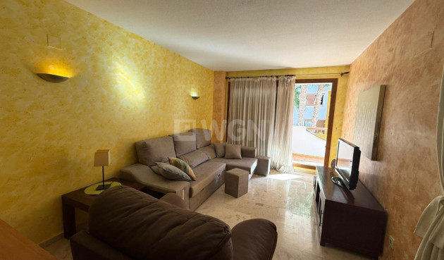 Resale - Apartment / flat - Torrevieja - Punta Prima