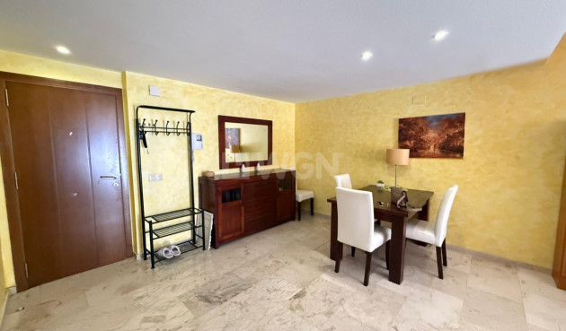 Resale - Apartment / flat - Torrevieja - Punta Prima