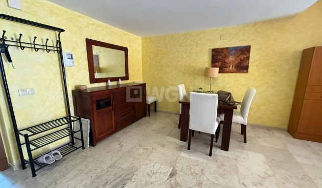 Resale - Apartment / flat - Torrevieja - Punta Prima