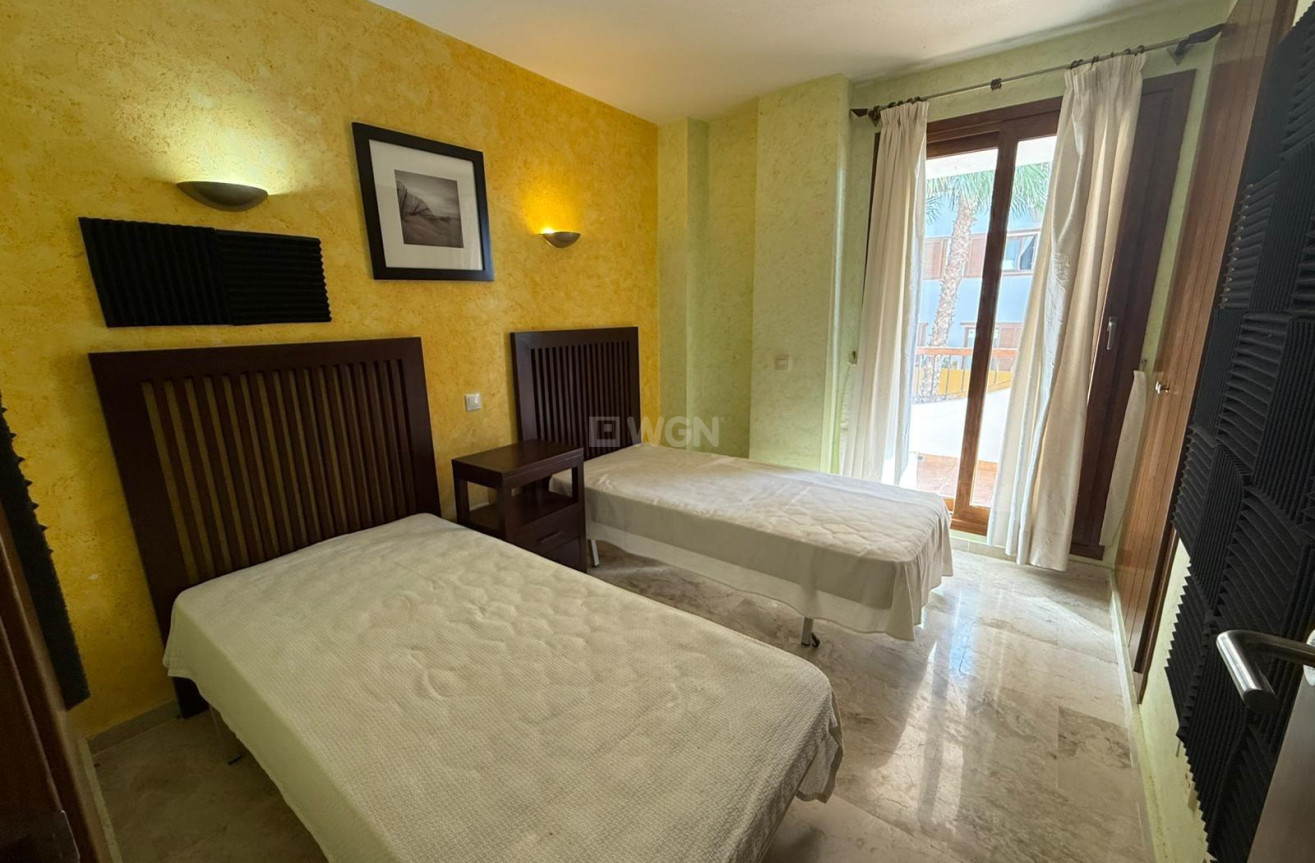 Resale - Apartment / flat - Torrevieja - Punta Prima