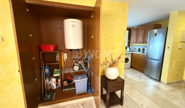 Resale - Apartment / flat - Torrevieja - Punta Prima