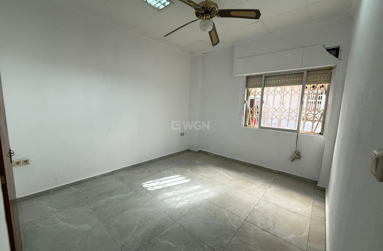 Wiederverkauf - Wohnung - Torrevieja - Playa de los Locos