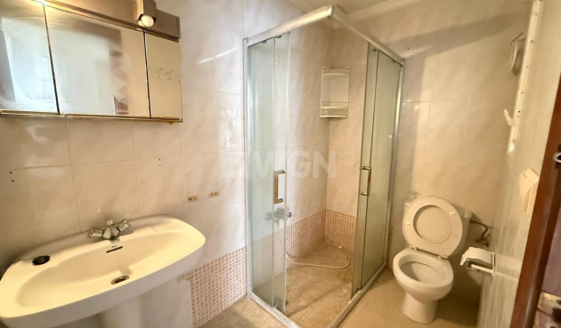 Wiederverkauf - Wohnung - Torrevieja - Playa de los Locos