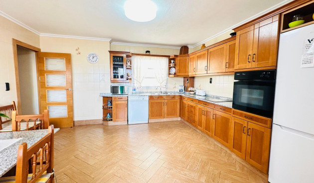 Wiederverkauf - Wohnung - Torrevieja - Centro