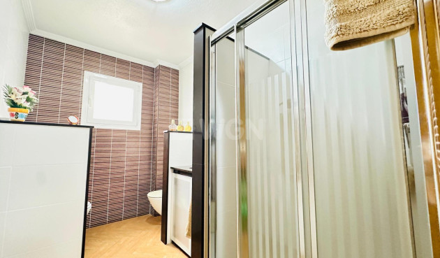 Wiederverkauf - Wohnung - Torrevieja - Centro