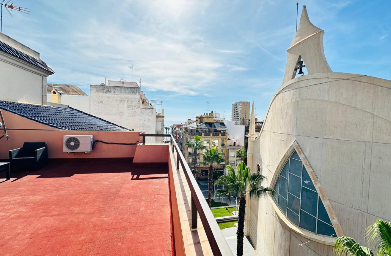 Wiederverkauf - Wohnung - Torrevieja - Centro