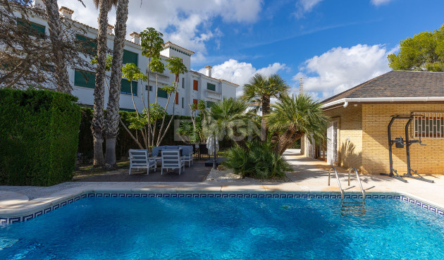 Odsprzedaż - Villa - Orihuela Costa - Costa Blanca