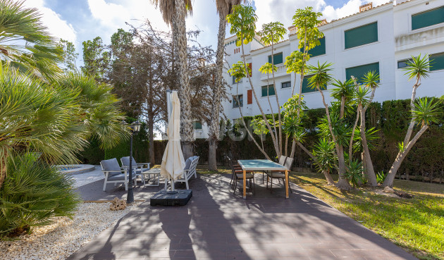 Resale - Villa - Orihuela Costa - Costa Blanca