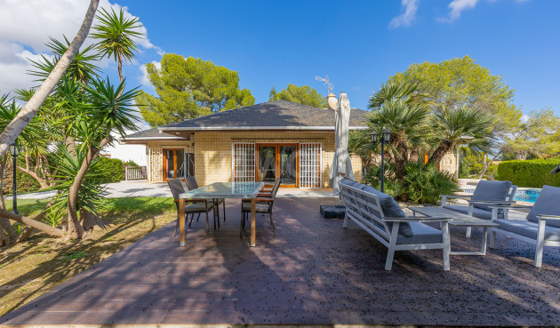 Resale - Villa - Orihuela Costa - Costa Blanca