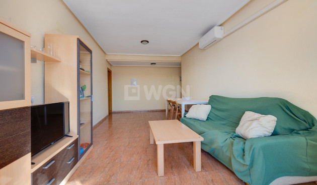 Odsprzedaż - Mieszkanie w bloku - Torrevieja - Costa Blanca