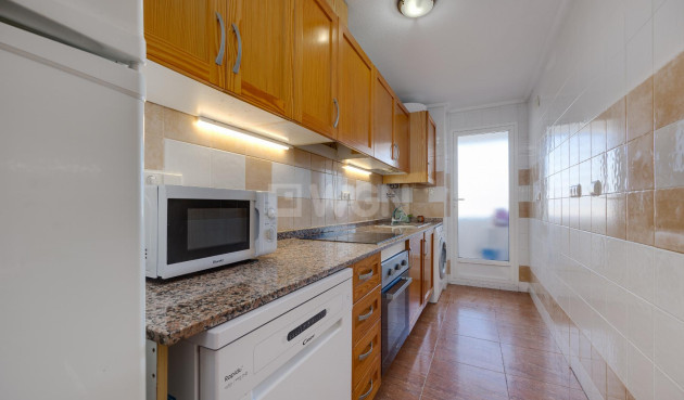 Odsprzedaż - Mieszkanie w bloku - Torrevieja - Costa Blanca