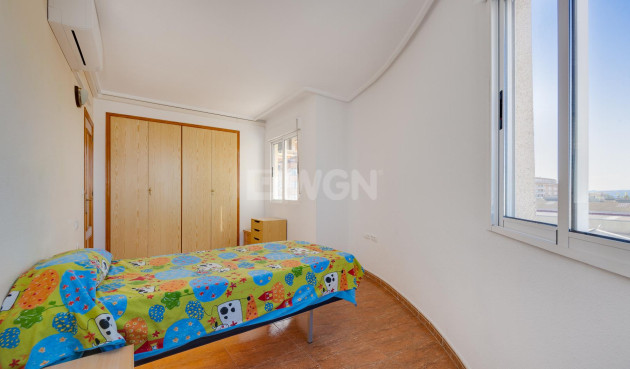 Odsprzedaż - Mieszkanie w bloku - Torrevieja - Costa Blanca