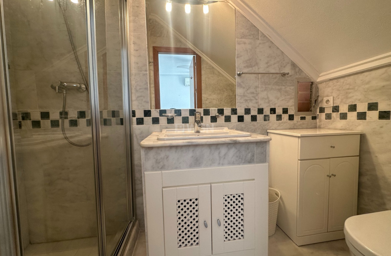 Odsprzedaż - Mieszkanie w bloku - Algorfa - Inland