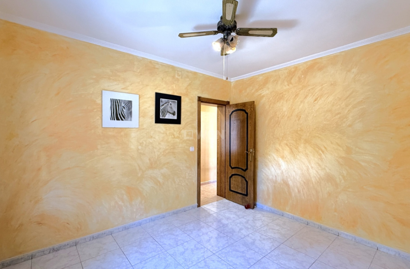 Odsprzedaż - Villa - Pilar de la Horadada - Costa Blanca