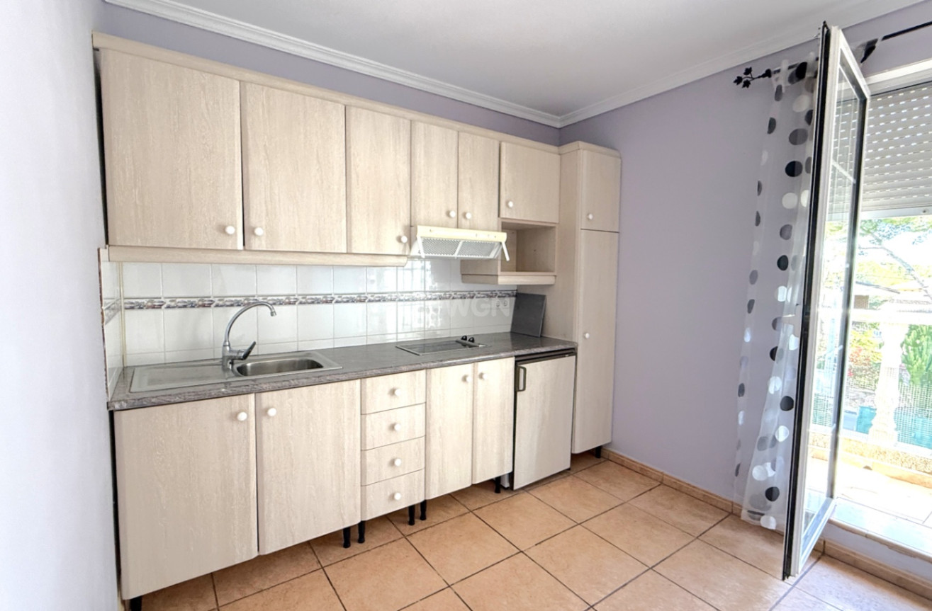 Odsprzedaż - Villa - Pilar de la Horadada - Costa Blanca