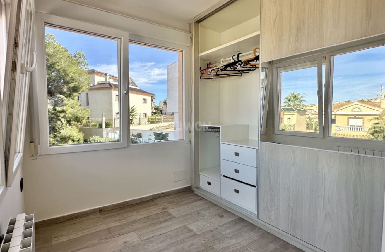 Odsprzedaż - Villa - Orihuela Costa - Costa Blanca