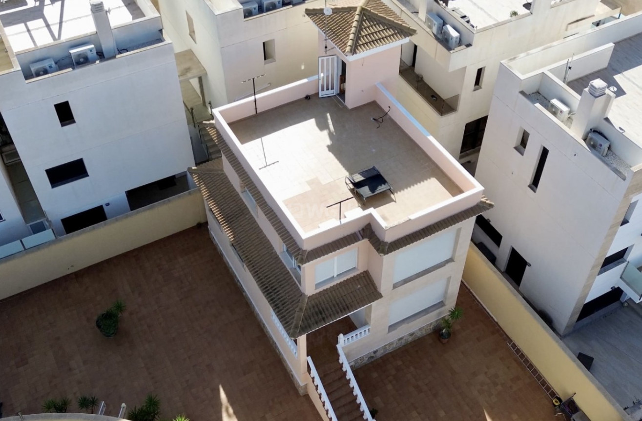 Odsprzedaż - Villa - Orihuela Costa - Costa Blanca