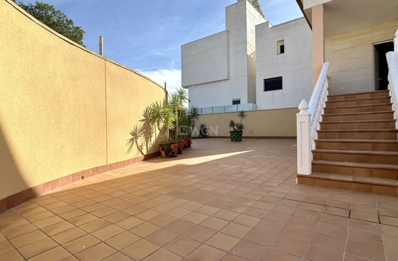 Odsprzedaż - Villa - Orihuela Costa - Costa Blanca