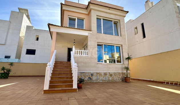 Odsprzedaż - Villa - Orihuela Costa - Costa Blanca