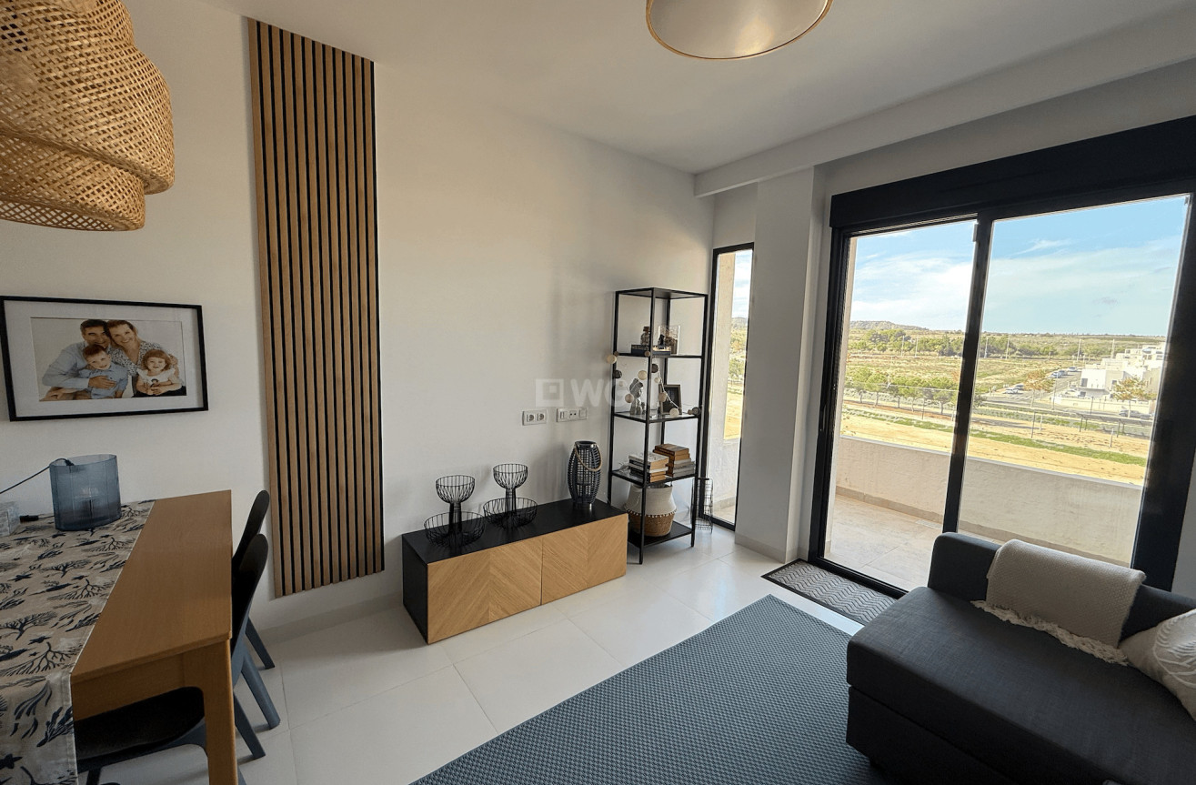 Resale - Apartment / flat - San Miguel de Salinas - Inland