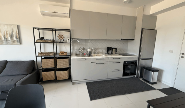 Resale - Apartment / flat - San Miguel de Salinas - Inland