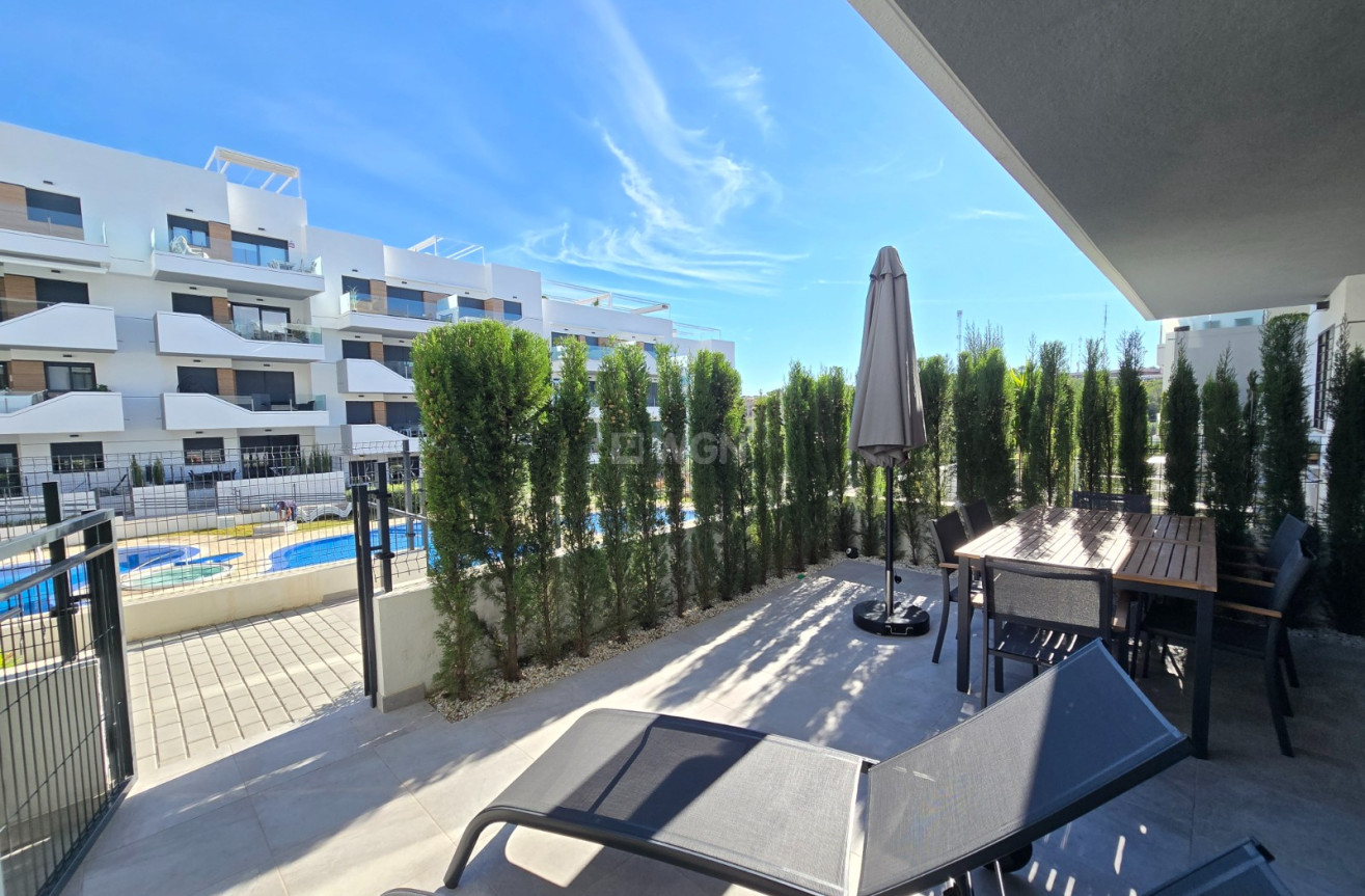 Wiederverkauf - Wohnung - Orihuela Costa - Costa Blanca