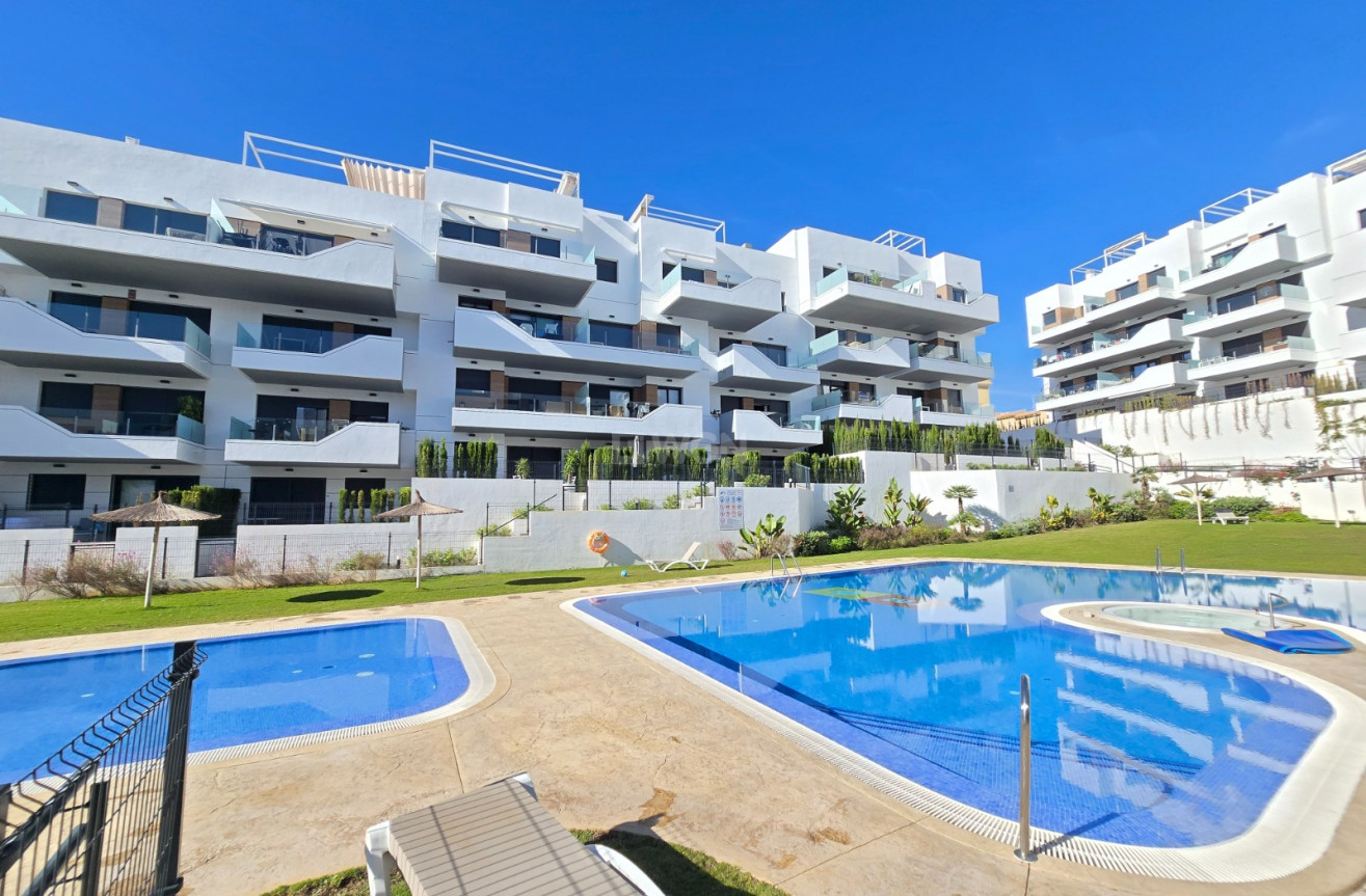 Wiederverkauf - Wohnung - Orihuela Costa - Costa Blanca