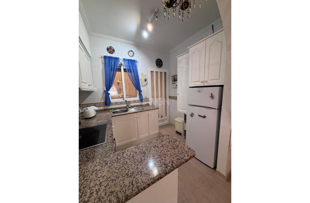 Odsprzedaż - Kamienica - Villamartin - Costa Blanca