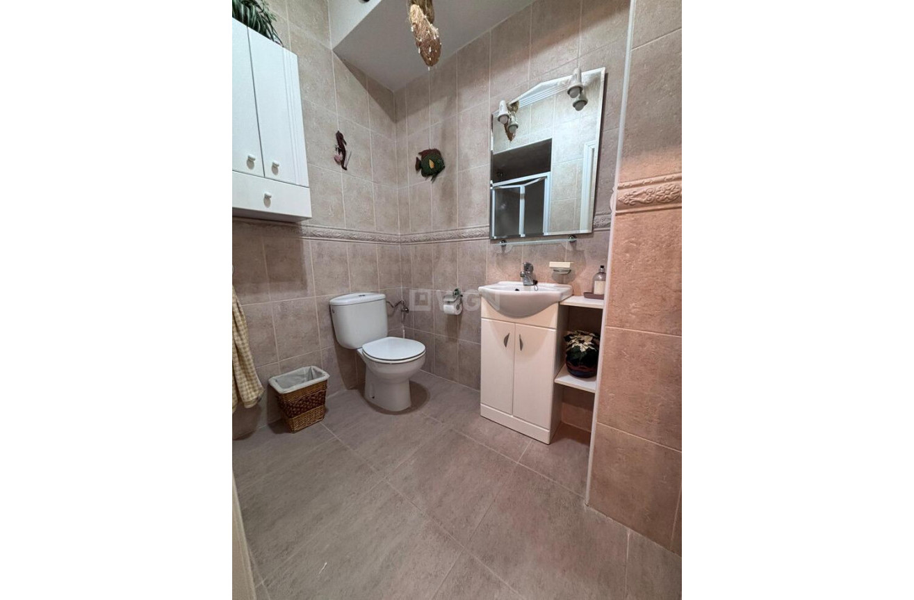 Odsprzedaż - Kamienica - Villamartin - Costa Blanca