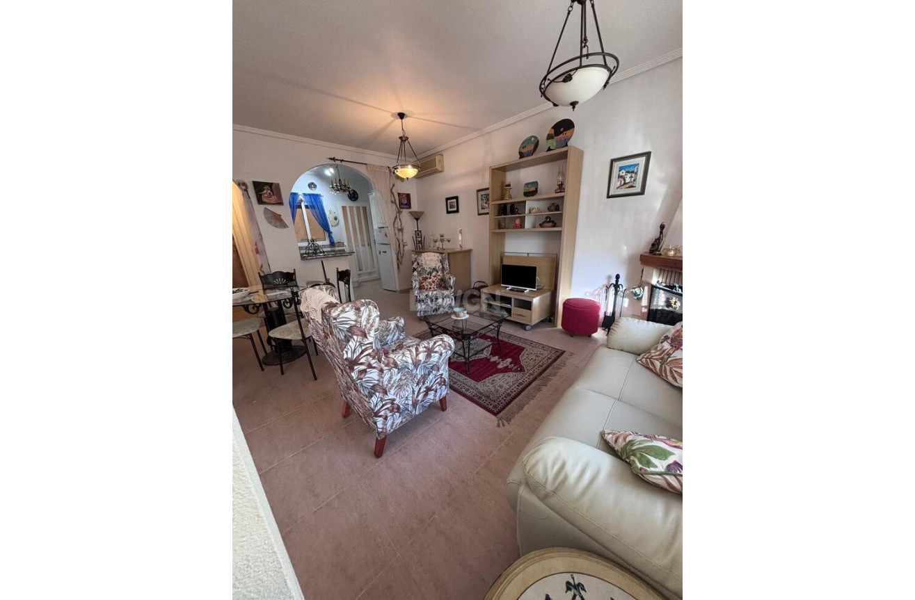 Odsprzedaż - Kamienica - Villamartin - Costa Blanca