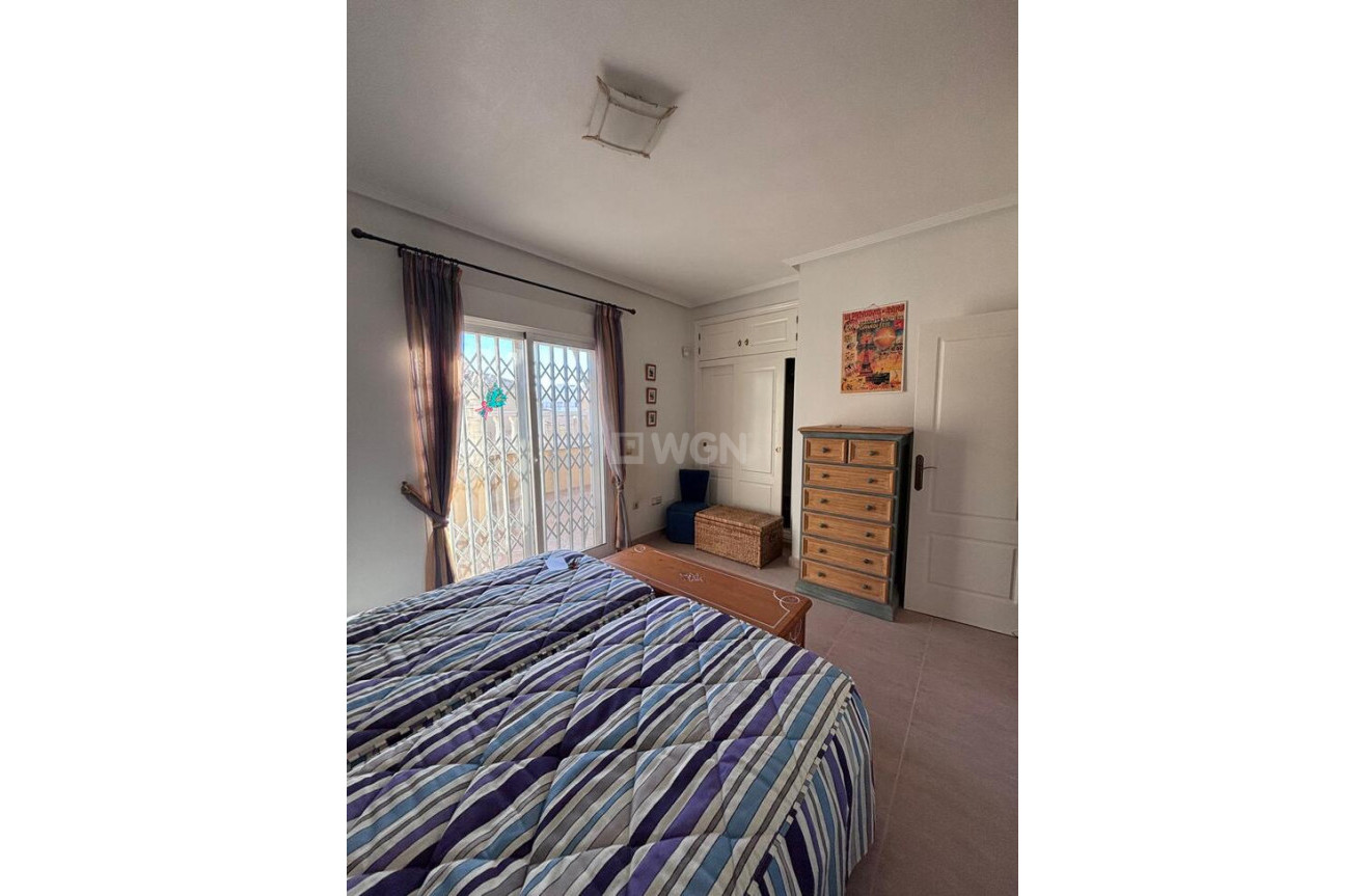 Odsprzedaż - Kamienica - Villamartin - Costa Blanca