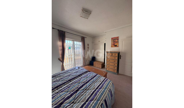 Odsprzedaż - Kamienica - Villamartin - Costa Blanca