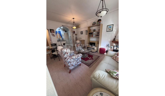 Odsprzedaż - Kamienica - Villamartin - Costa Blanca