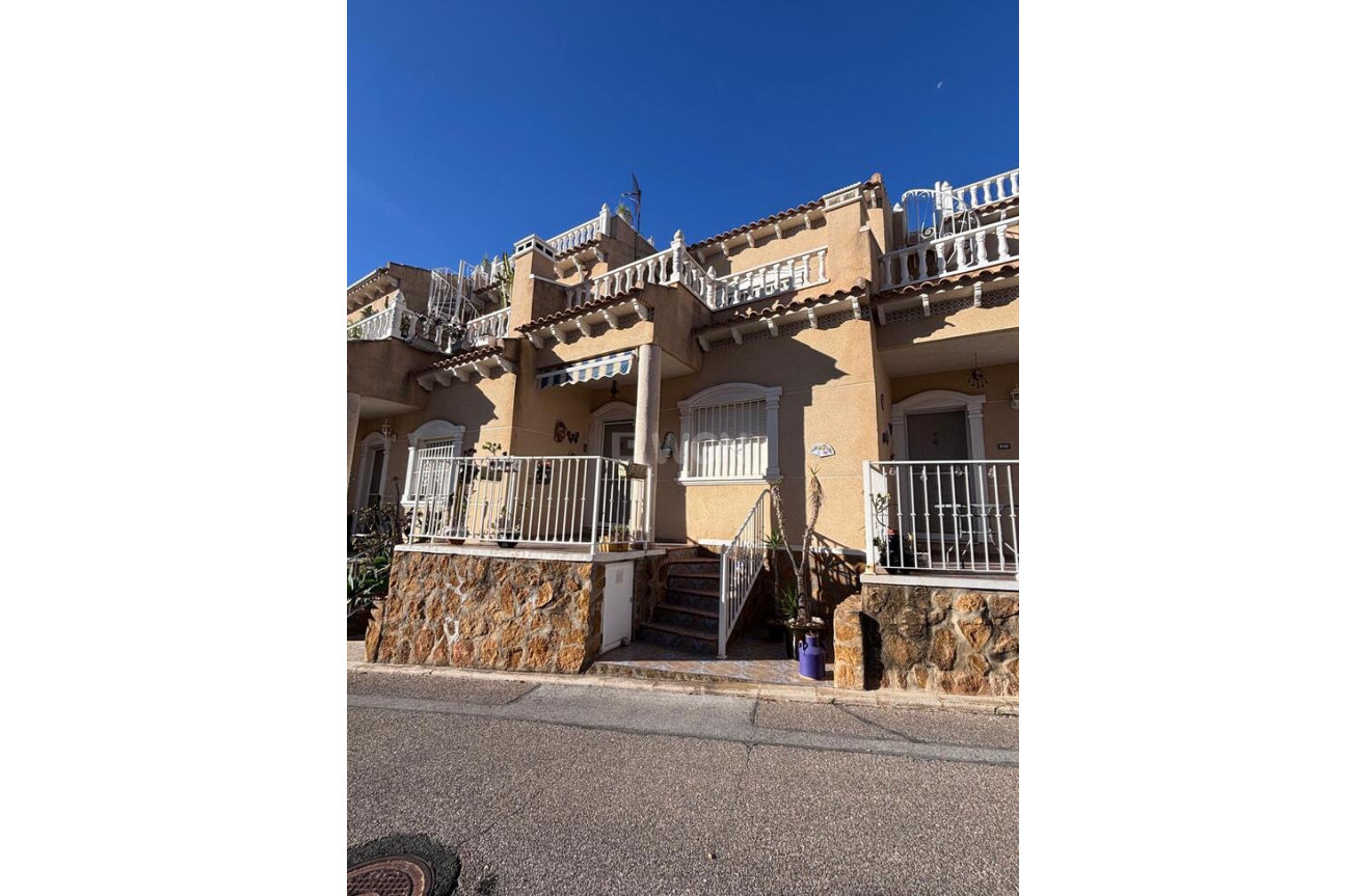 Odsprzedaż - Kamienica - Villamartin - Costa Blanca