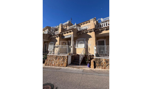 Odsprzedaż - Kamienica - Villamartin - Costa Blanca